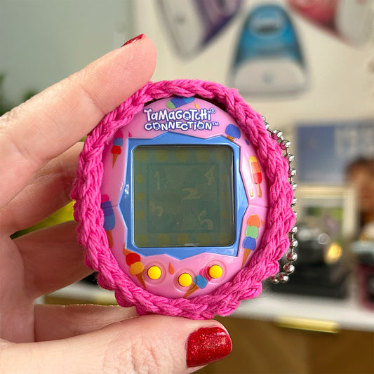 Tamagotchi Connection CASE ✩ Hot Pink